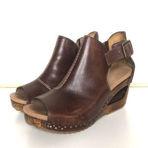 Dansko Limited Edition Sable Leather Wedge Peep-toe Sandal Brown Size 38